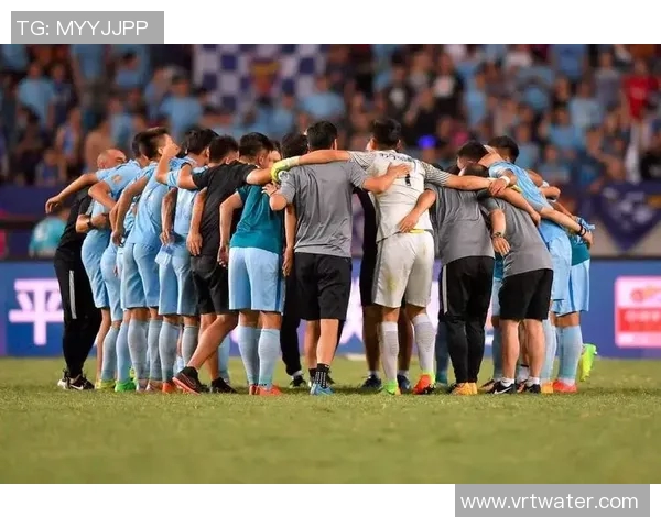 力帆与苏宁首发阵容对比分析揭示双方战术布局与球员状态 力帆与苏宁首发阵容对比分析揭示双方战术布局与球员状态