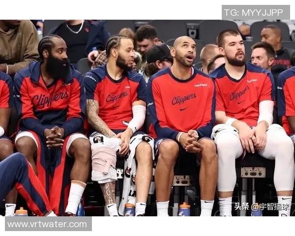 快船与尼克斯精彩对决直播全程回顾与赛后分析